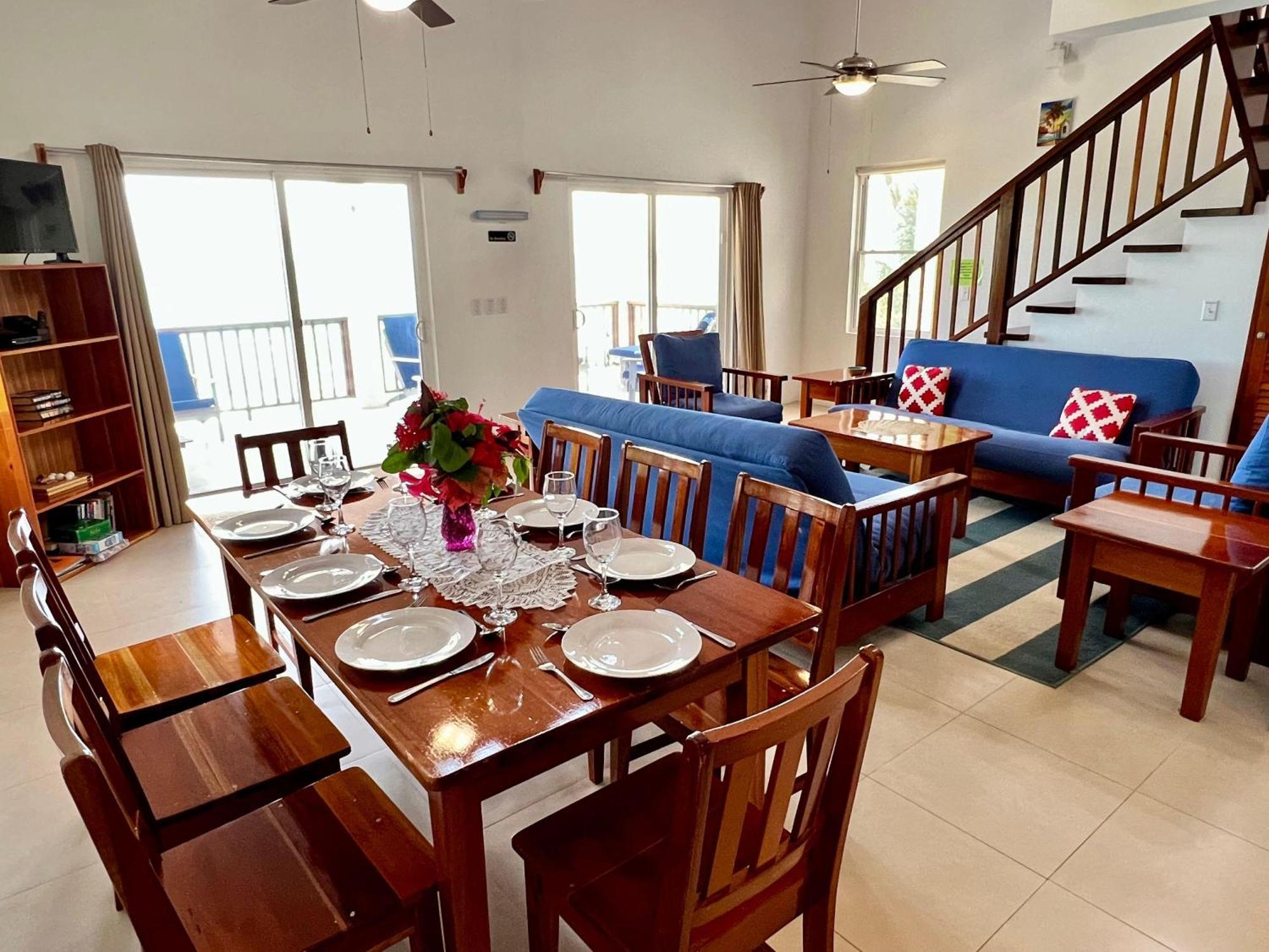 Villa Velento Partial Ocean View Penthouse #7 à Caye Caulker Extérieur photo